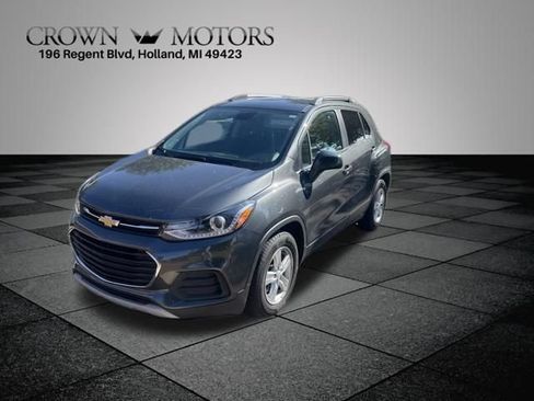 Used 2019 Chevrolet Trax LT w/ LT Convenience Package FWD image 7