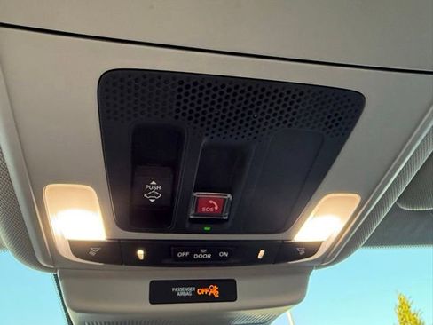 Used 2023 Honda Accord Touring image 20