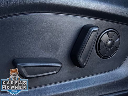 Used 2025 Ford Explorer Platinum image 6