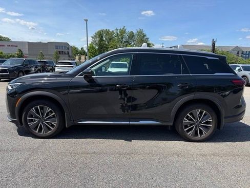 Certified 2026 INFINITI QX60 Luxe w/ Cargo Package AWD/4WD image 4