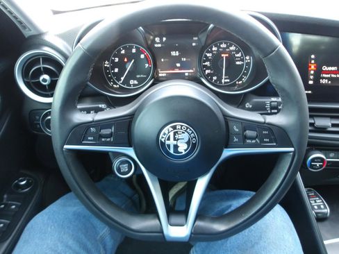 Used 2017 Alfa Romeo Giulia AWD w/ Cold Weather Package image 13