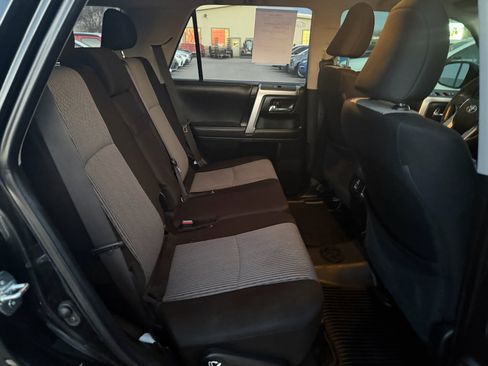 Used 2022 Toyota 4Runner SR5 image 19