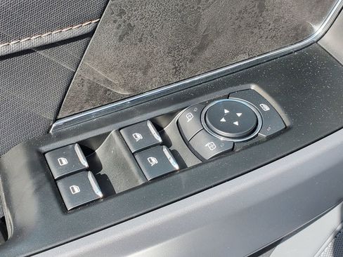 Used 2025 Ford F150 XLT w/ Equipment Group 301A Standard image 16