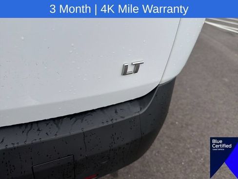 Used 2023 Chevrolet Traverse LT AWD/4WD image 10