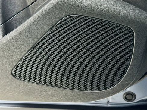 Used 2024 Toyota Corolla Cross LE image 15