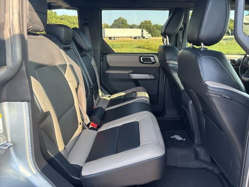 Used 2023 Ford Bronco Wildtrak AWD/4WD image 22