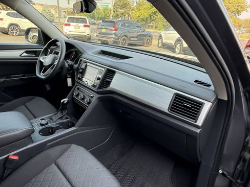 Used 2021 Volkswagen Atlas S image 29