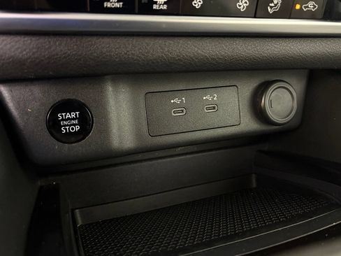 Used 2024 Nissan Rogue SV FWD image 27