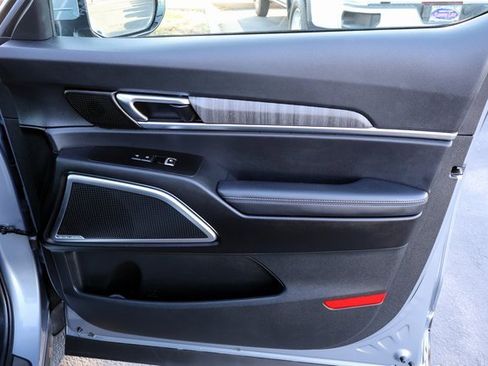 Used 2024 Kia Telluride SX Prestige image 21