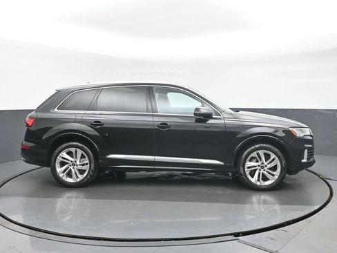 Used 2023 Audi Q7 2.0T Premium Plus w/ Premium Plus Package AWD/4WD image 2