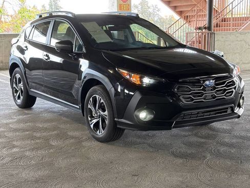 Used 2025 Subaru Crosstrek 2.5i Premium w/ Convenience Package #2 image 8