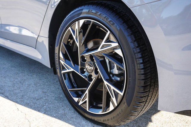 Used 2026 Kia K5 GT-Line w/ GT-Line Red Interior Package FWD image 9