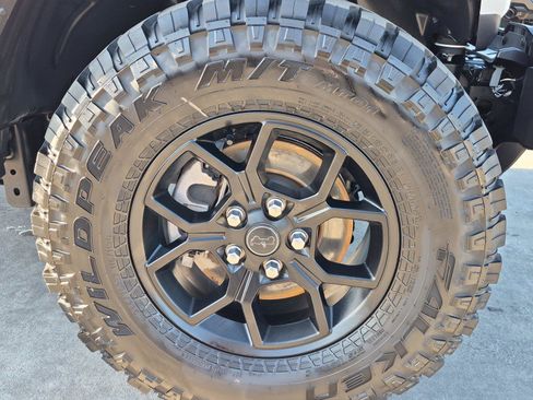 Certified 2025 Jeep Wrangler Unlimited Sport AWD/4WD image 13