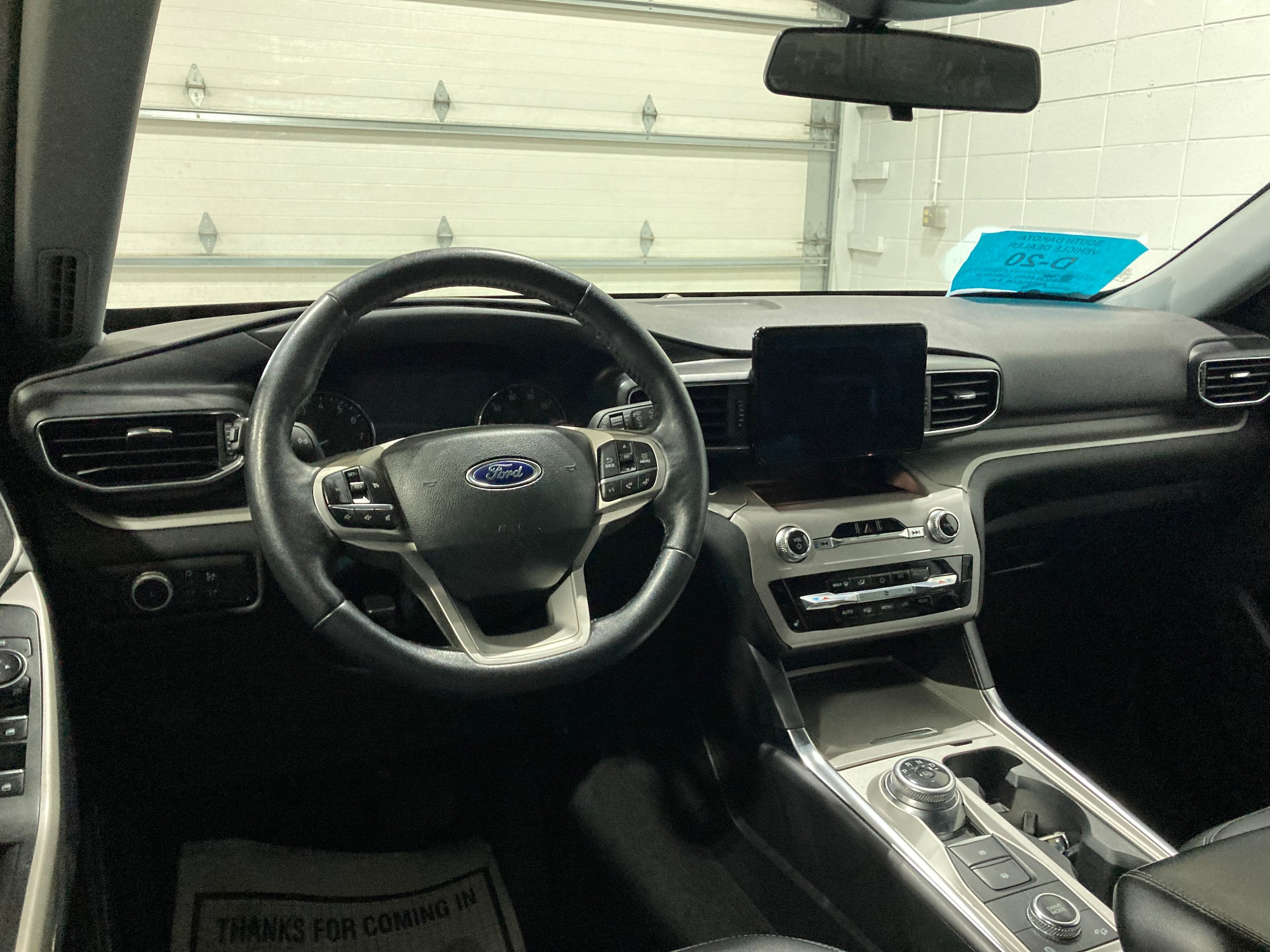 Used 2023 Ford Explorer XLT w/ Equipment Group 202A AWD/4WD image 21