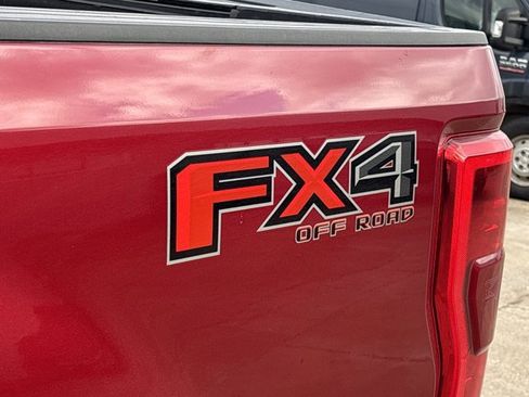 Used 2019 Ford F250 Lariat w/ Lariat Ultimate Package image 17