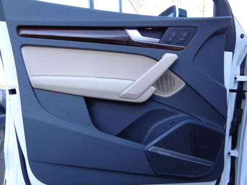 Used 2018 Audi Q5 2.0T Premium Plus image 15