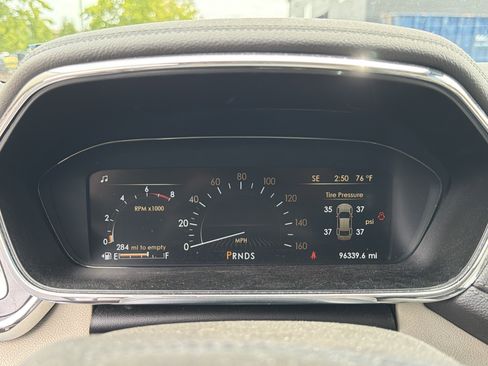 Used 2019 Lincoln Continental Select FWD image 18