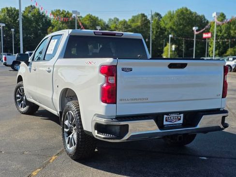 Used 2024 Chevrolet Silverado 1500 LT AWD/4WD image 3