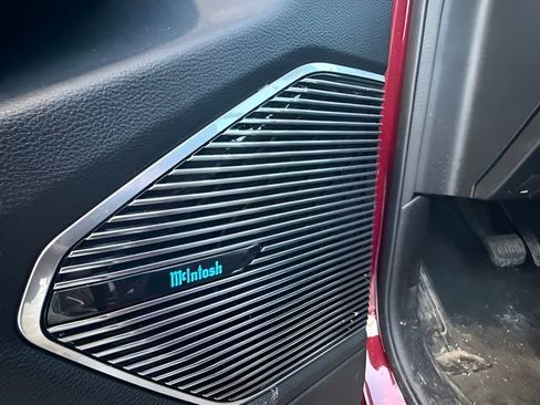 Used 2023 Jeep Grand Cherokee Overland w/ MOPAR Finishing Package image 17