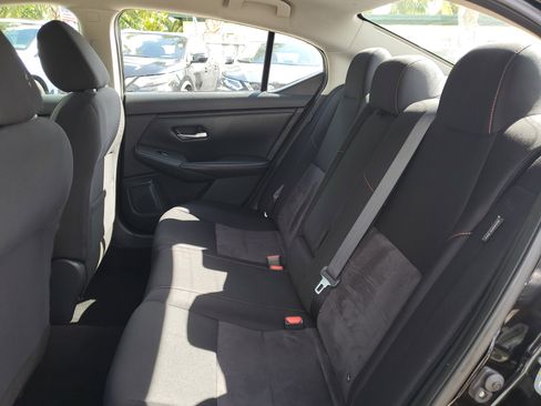 Used 2020 Nissan Sentra SR image 12