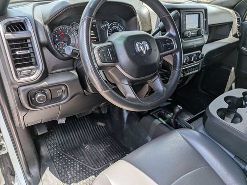 Used 2024 RAM 3500 Tradesman w/ Chrome Appearance Group AWD/4WD image 10