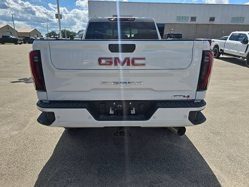 Used 2026 GMC Sierra 3500 AT4 AWD/4WD image 5