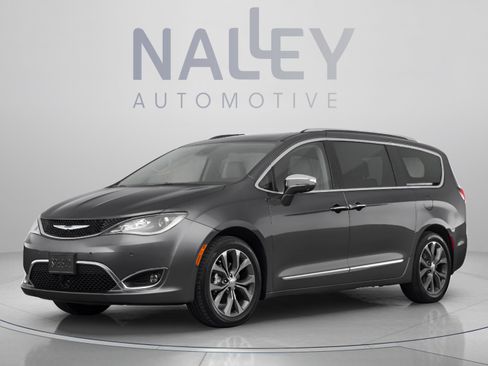Used 2020 Chrysler Pacifica Limited w/ Tire & Wheel Group FWD image 1