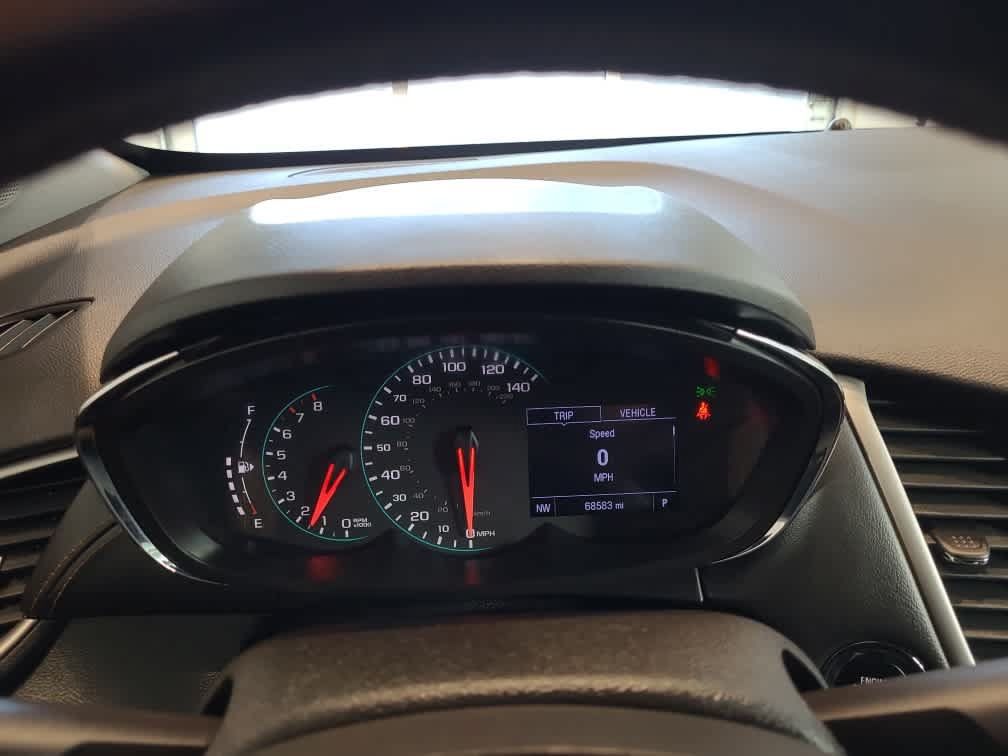 Used 2020 Chevrolet Trax LT w/ Driver Confidence Package FWD image 13