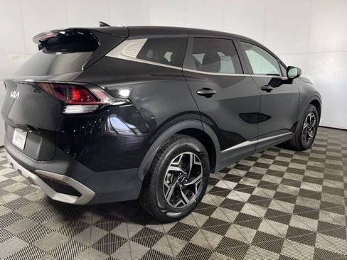 Used 2024 Kia Sportage LX image 5