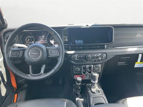 New 2025 Jeep Wrangler Unlimited Rubicon 392 image 10
