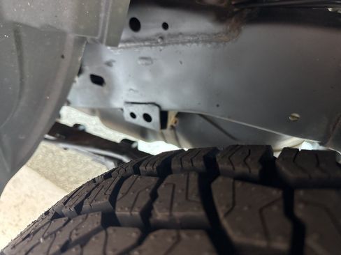 Used 2017 Toyota Tacoma SR5 AWD/4WD image 52