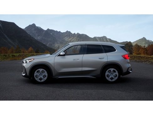 New 2026 BMW X1 xDrive28i AWD/4WD image 4