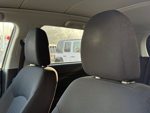 Used 2011 Mitsubishi Outlander Sport SE image 11