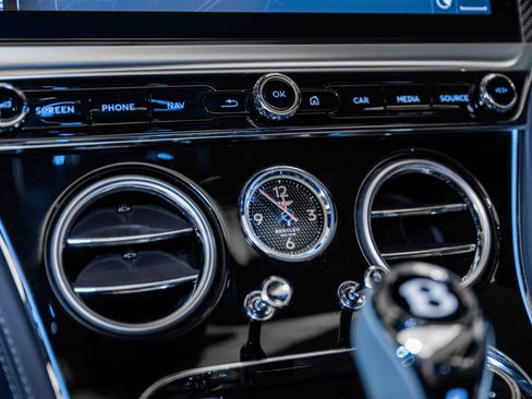 Used 2023 Bentley Continental GT Speed image 31