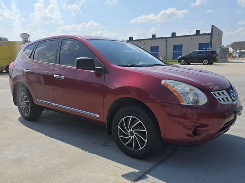 Used 2011 Nissan Rogue S image 5