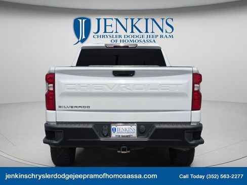 Used 2019 Chevrolet Silverado 1500 W/T w/ Trailering Package AWD/4WD image 5
