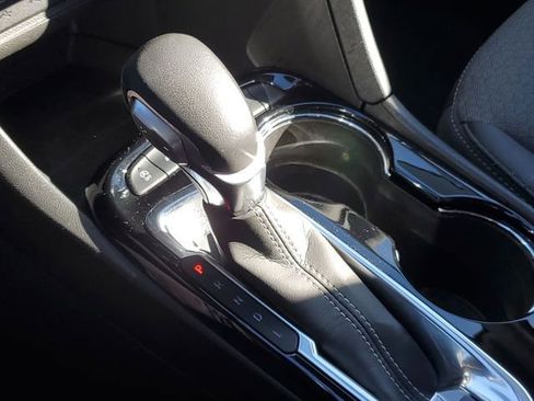 Certified 2022 Buick Encore GX Preferred w/ Cold Weather Comfort Package image 25