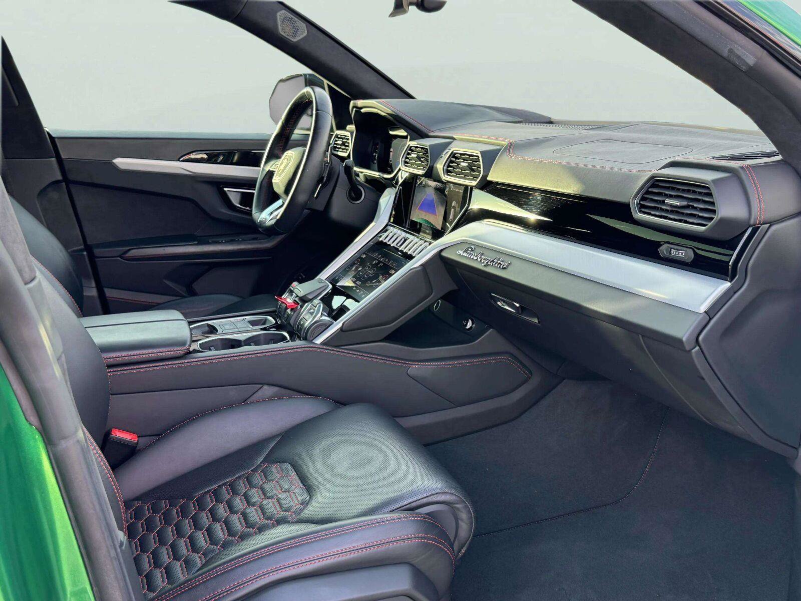 Used 2021 Lamborghini Urus AWD/4WD image 77