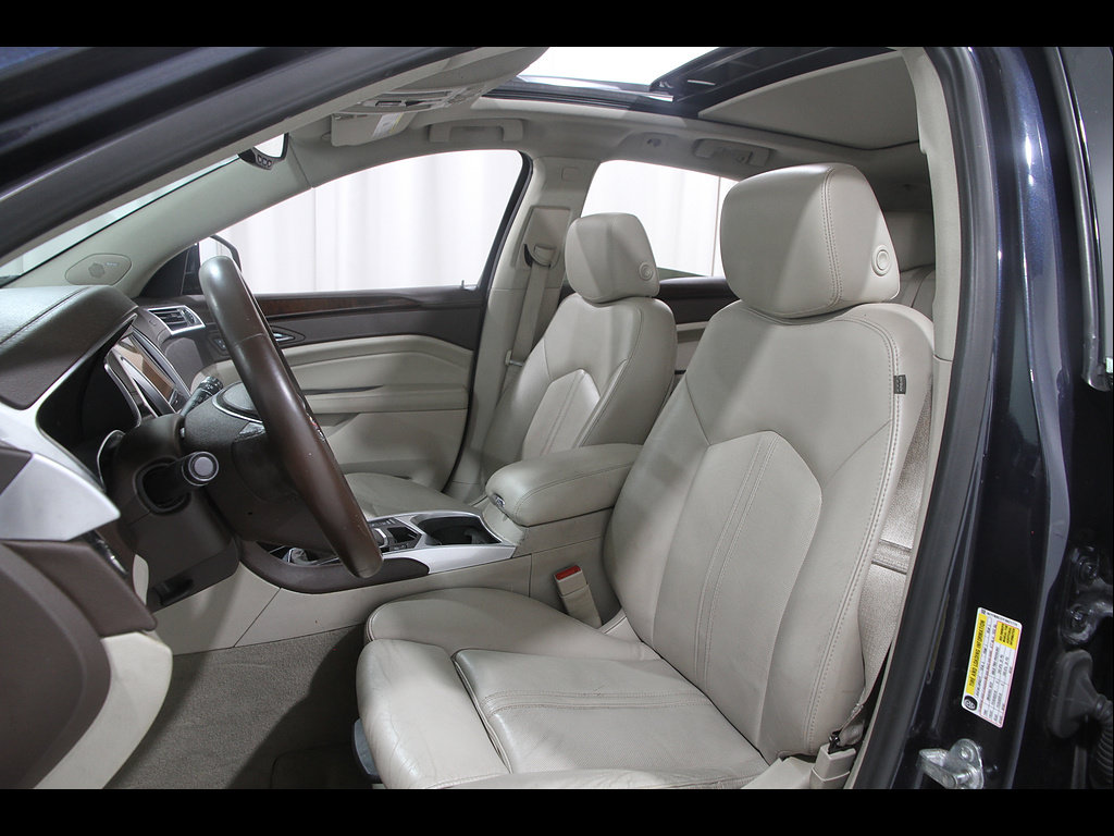 Certified 2015 Cadillac SRX Luxury w/ Driver Awareness Package FWD image 5