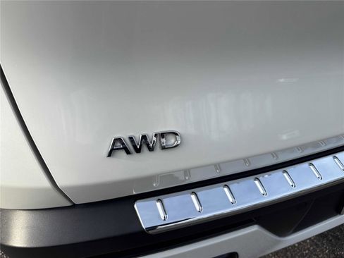 Used 2023 INFINITI QX60 Luxe w/ Cargo Package image 30