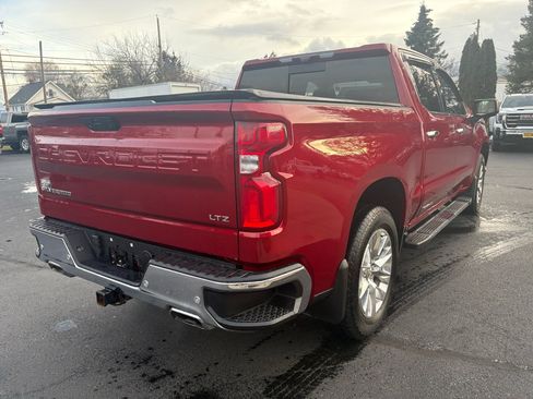 Used 2021 Chevrolet Silverado 1500 LTZ w/ LTZ Premium Package image 4