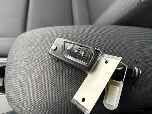 Used 2023 Toyota Corolla LE image 23