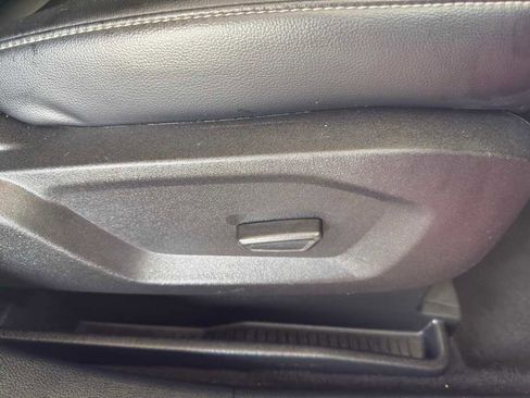 Used 2022 Ford Edge SEL image 10