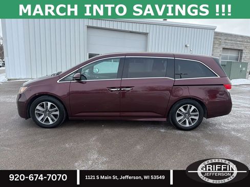 Used 2015 Honda Odyssey Touring Elite image 19