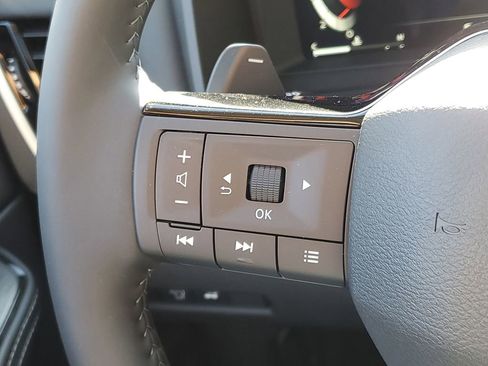 New 2026 Nissan Rogue Platinum image 16