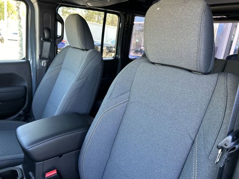 New 2025 Jeep Wrangler Sport S image 18