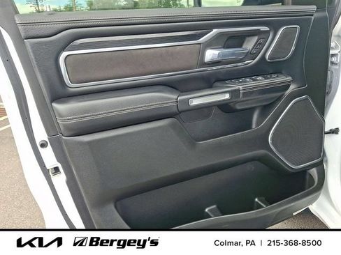 Used 2023 RAM 1500 Laramie AWD/4WD image 14