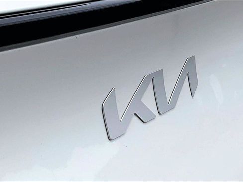 Used 2023 Kia Sportage LX AWD/4WD image 28