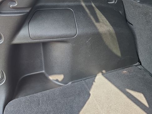 Used 2020 Chevrolet Equinox LT FWD image 12