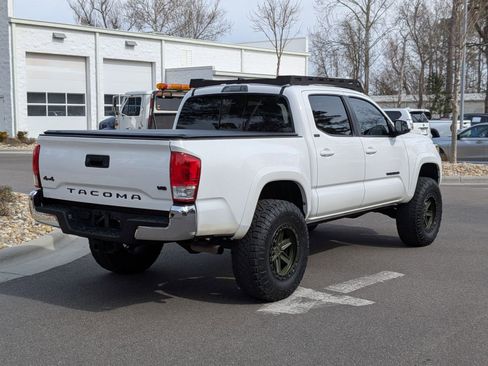 Used 2021 Toyota Tacoma SR5 image 3
